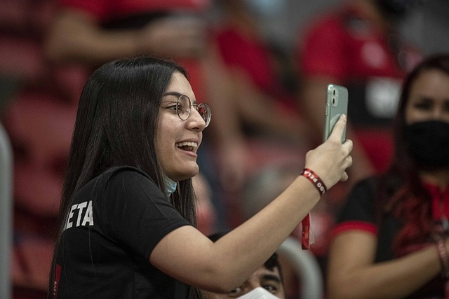 热火队能否延续4连胜击败劣势的奇才队？.